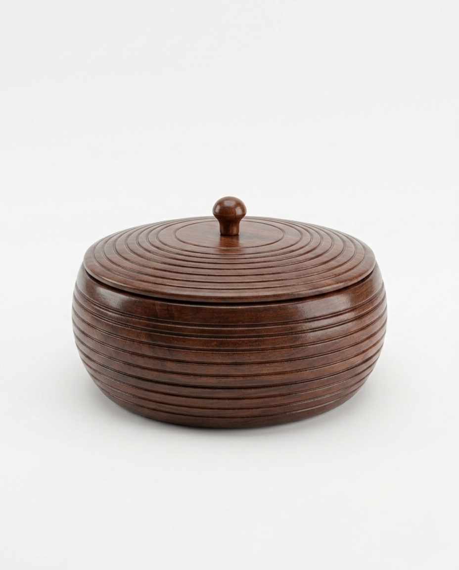 Traditional Roti Storage with a Natural Touch